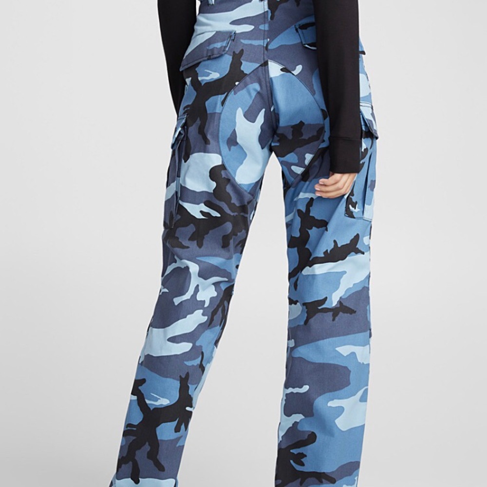 BLUE CARGO CAMO PANTS